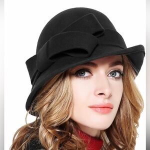 Bellady Women Black Winter Hat 100% Wool Cloche Bucket with Bow | NWOT